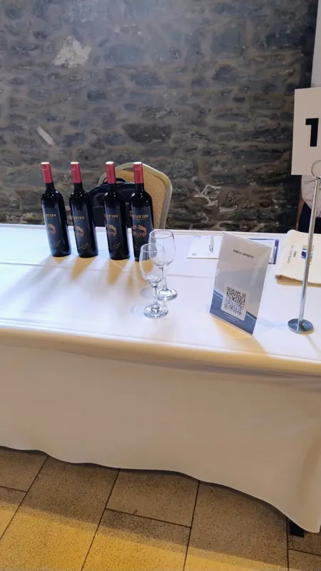 Κρασιά σε εκδήλωση γευσιγνωσίας